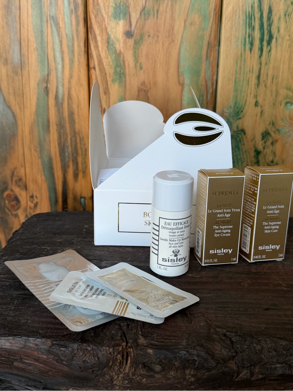 Sisley Eye Cream & Makeup Remover Set — White and Gold